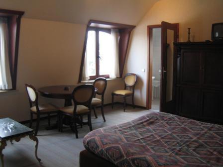 Hotel Asian Empire Kuurne Værelse billede